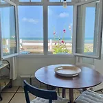 La Parenthese Marine, Vue Avec Terrasse *