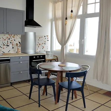 La Parenthese Marine, Vue Avec Terrasse